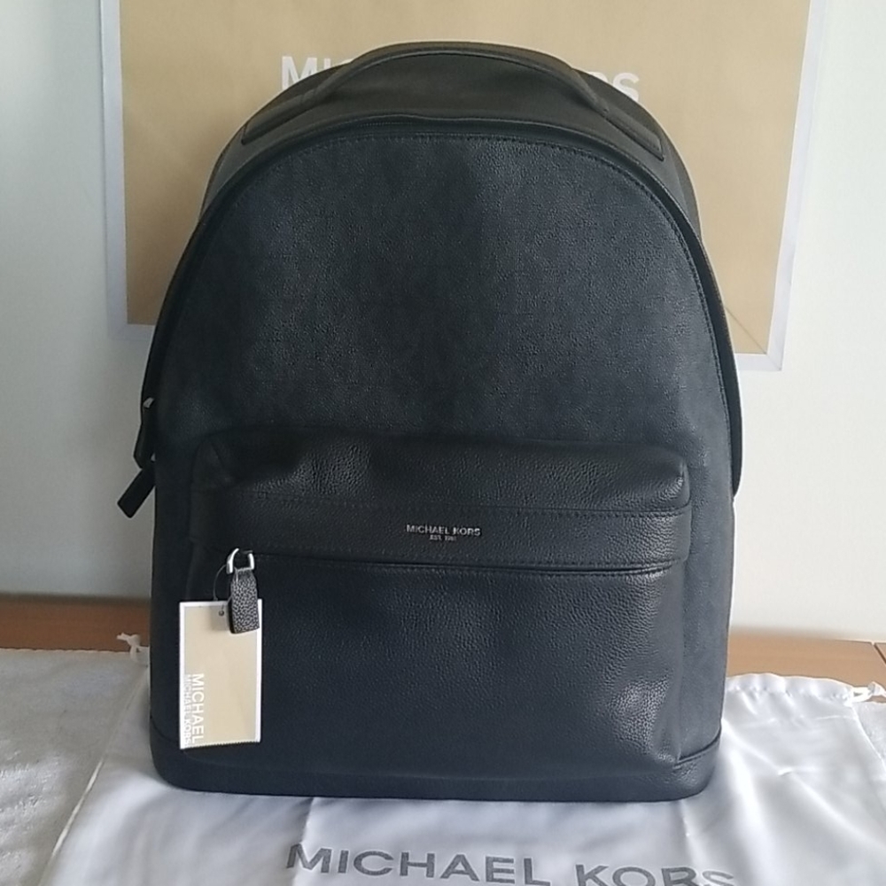Michael kors backpack- black Brand New